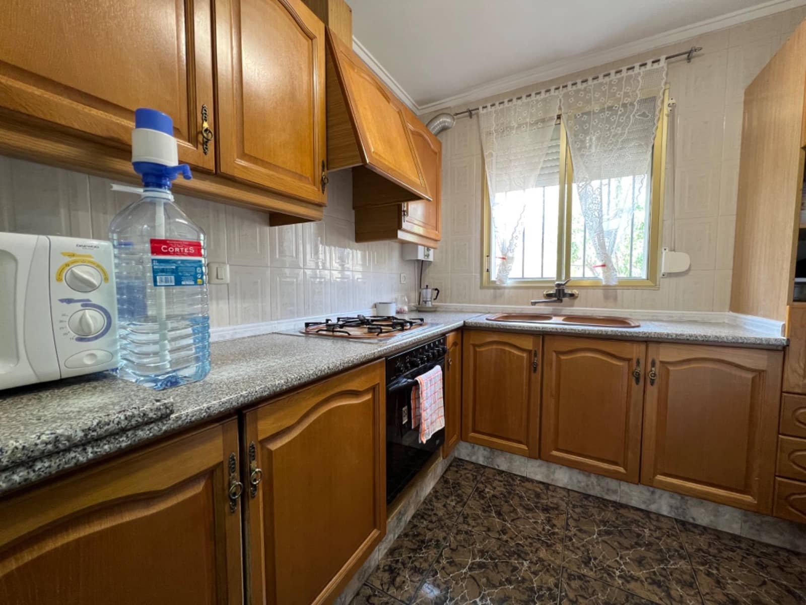 2 soveværelse Villa til salg i Chiva med swimmingpool - € 150.000 (Ref: 8318329)