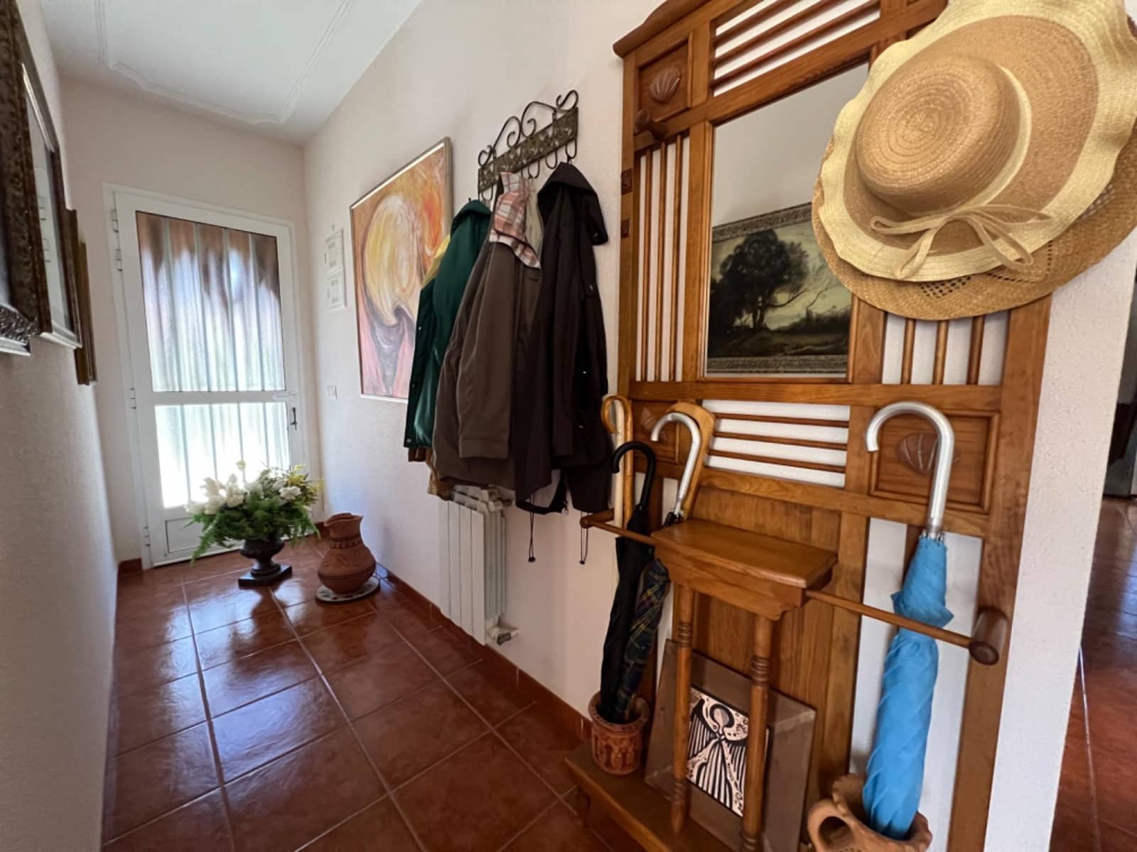 6 soverom Villa til salgs i Marines med garasje - € 380 000 (Ref: 8500112)