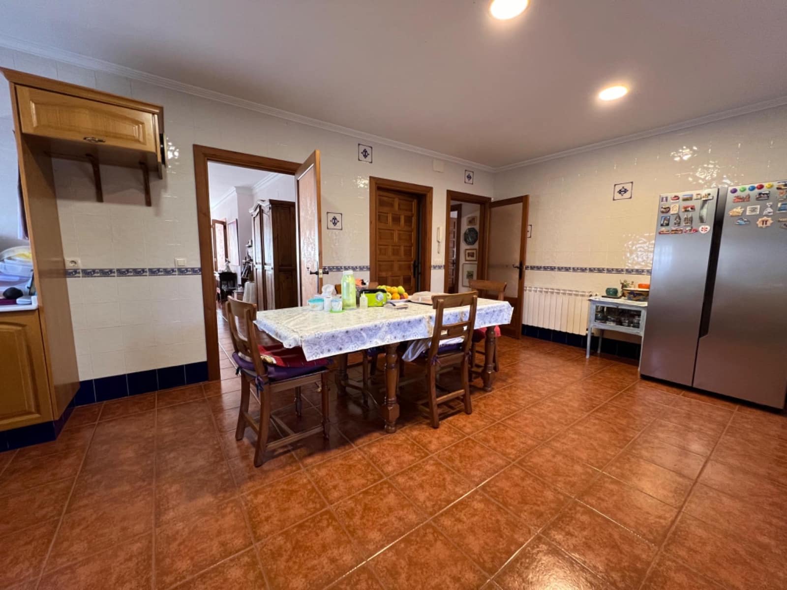 6 soverom Villa til salgs i Marines med garasje - € 380 000 (Ref: 8500112)