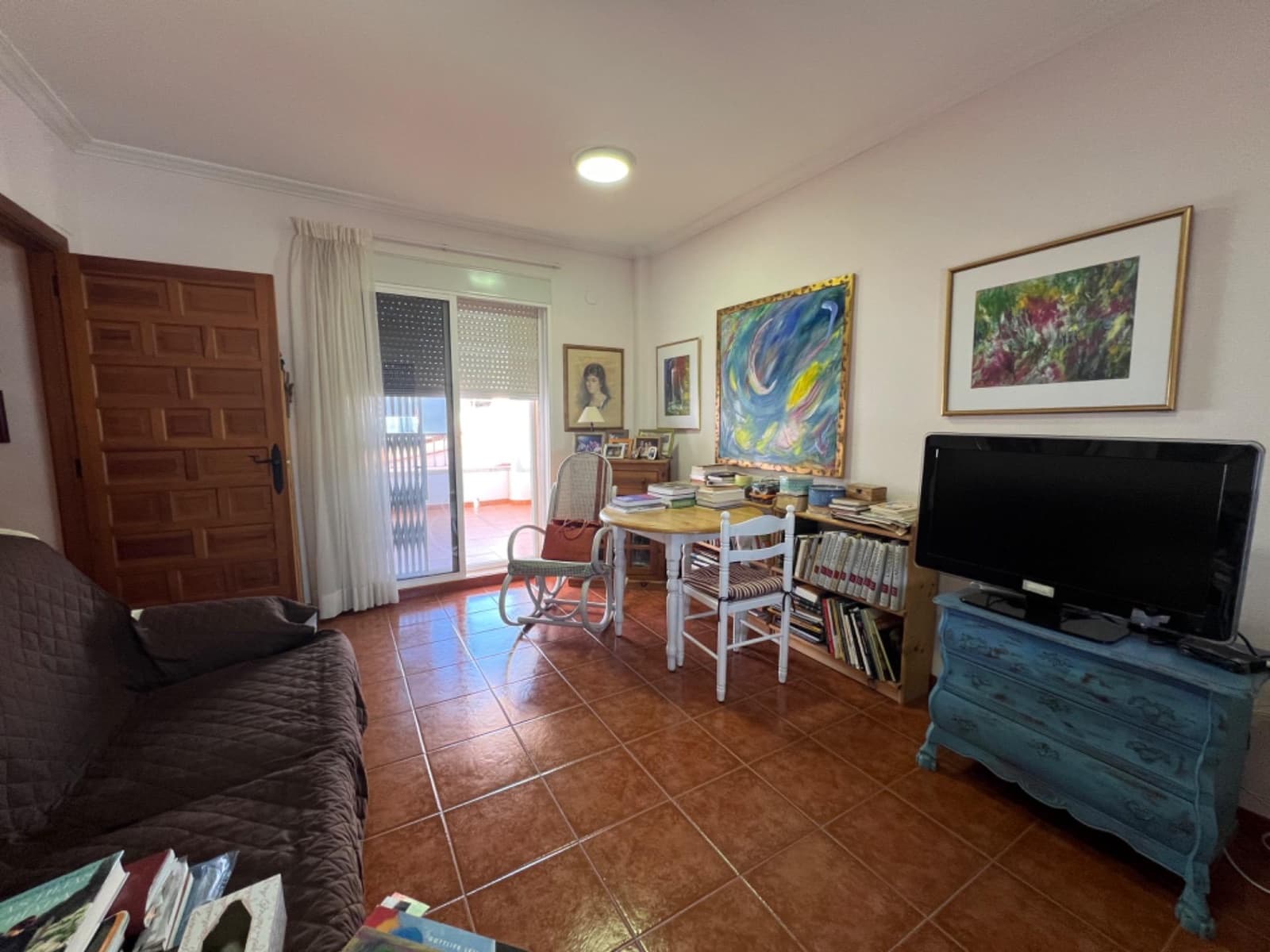 6 soverom Villa til salgs i Marines med garasje - € 380 000 (Ref: 8500112)