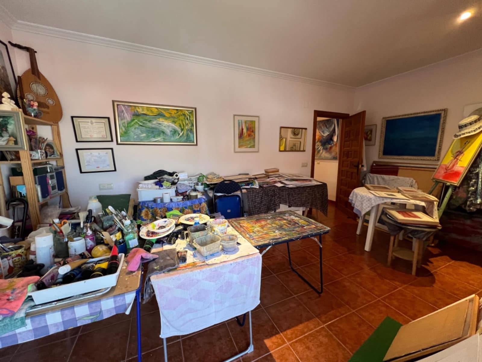 6 soverom Villa til salgs i Marines med garasje - € 380 000 (Ref: 8500112)