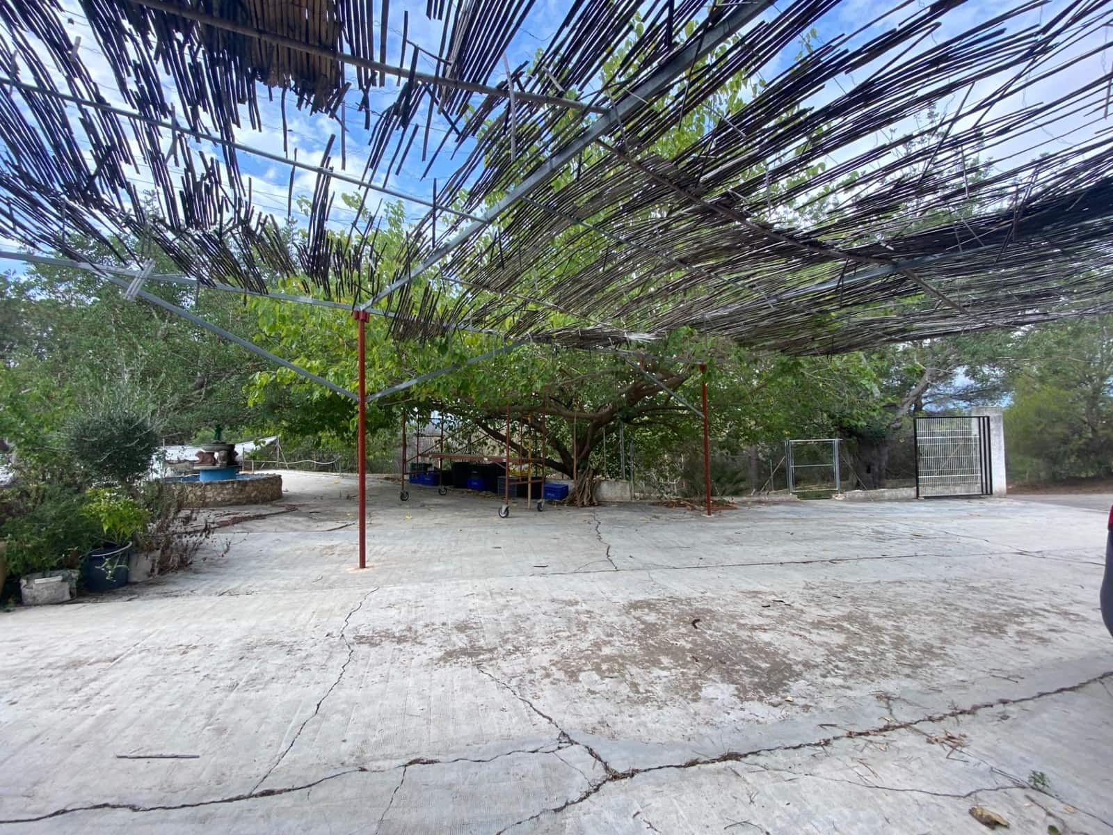 2 bedroom Villa for sale in Lliria with pool garage - € 159,000 (Ref: 8559634)