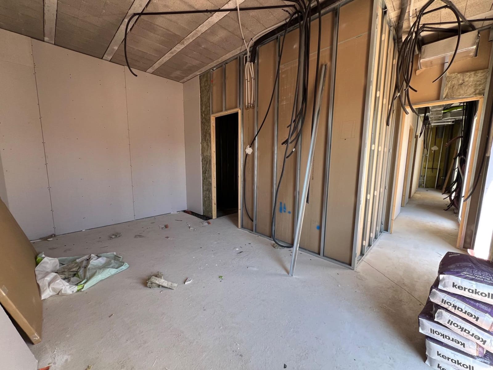 3 soveværelse Villa til salg i Lliria med swimmingpool - € 370.000 (Ref: 8652858)