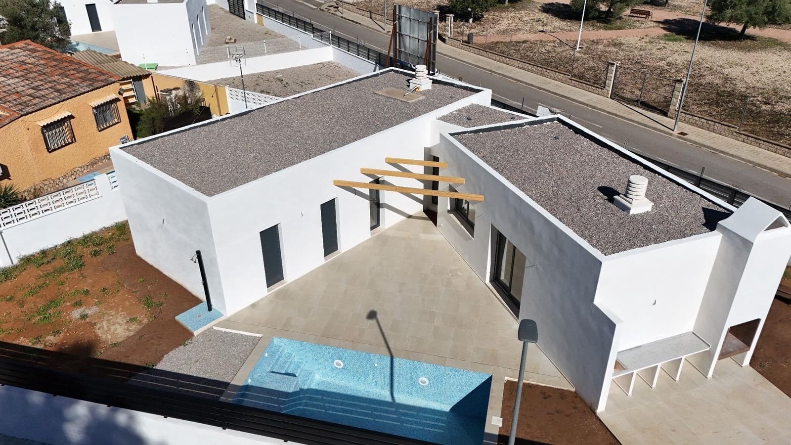 3 bedroom Villa for sale in Lliria with pool - € 397,000 (Ref: 8652858)