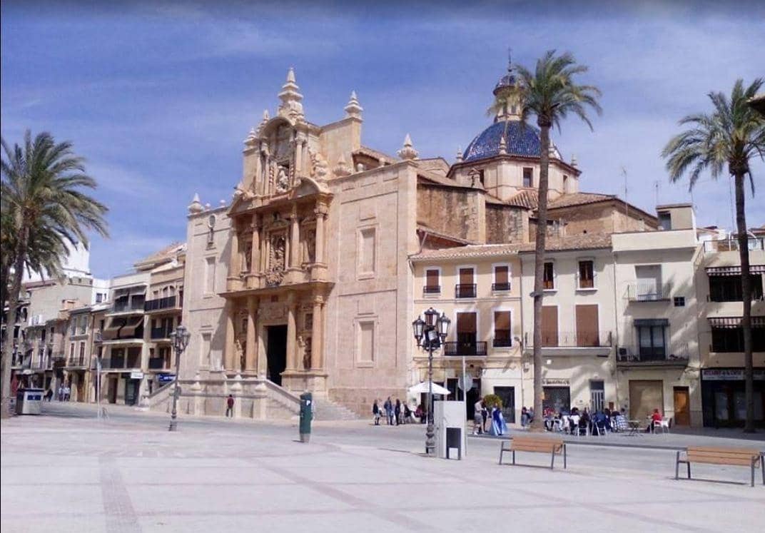 3 camera da letto Villa in vendita in Lliria con piscina - 397.000 € (Rif: 8652858)