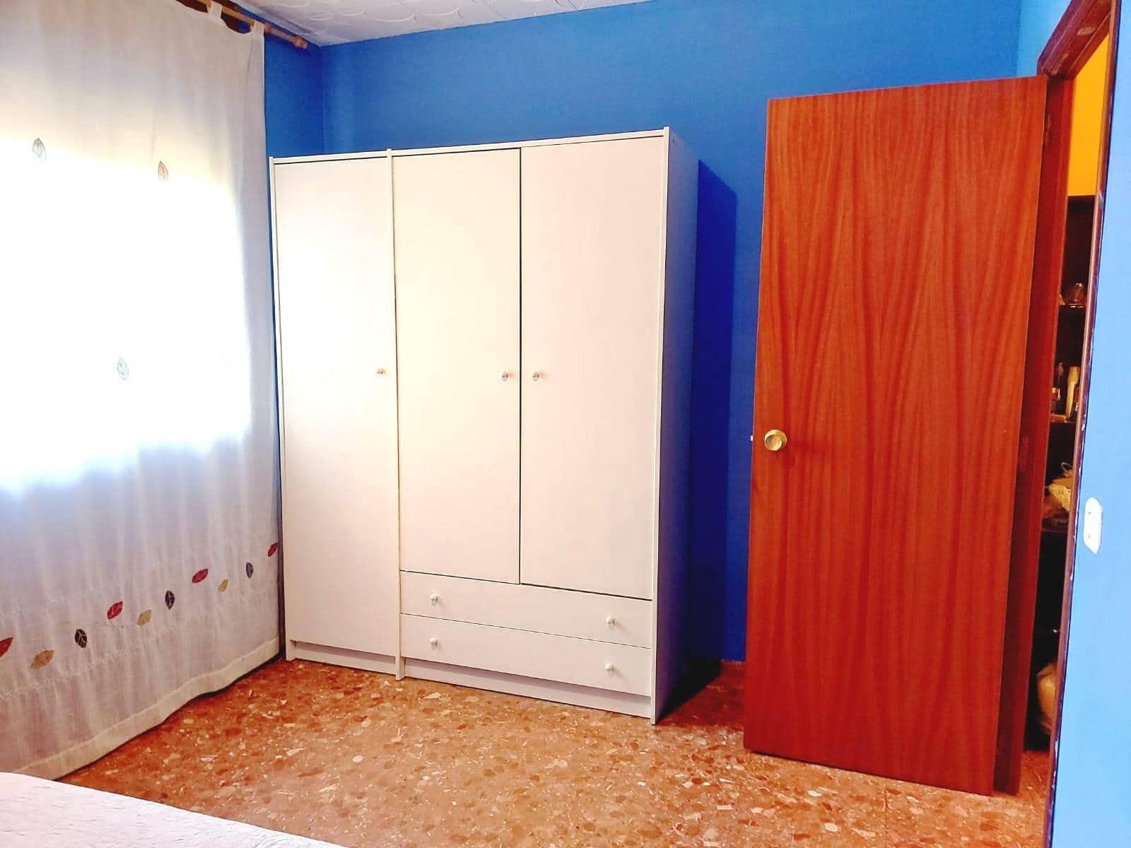 4 soveværelse Villa til salg i Lliria med swimmingpool garage - € 250.000 (Ref: 8662370)