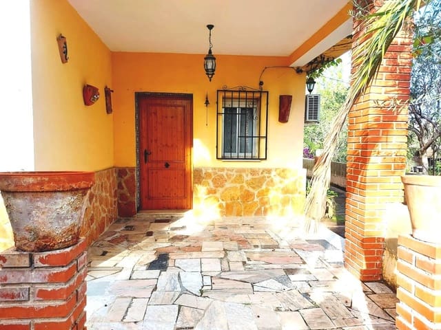 4 bedroom Villa for sale in Llíria with pool garage - € 250,000 (Ref: 8662370)