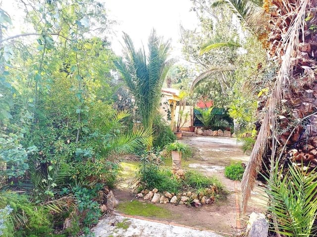 4 bedroom Villa for sale in Llíria with pool garage - € 250,000 (Ref: 8662370)