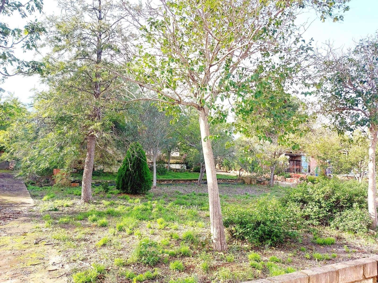 4 soveværelse Villa til salg i Lliria med swimmingpool garage - € 250.000 (Ref: 8662370)