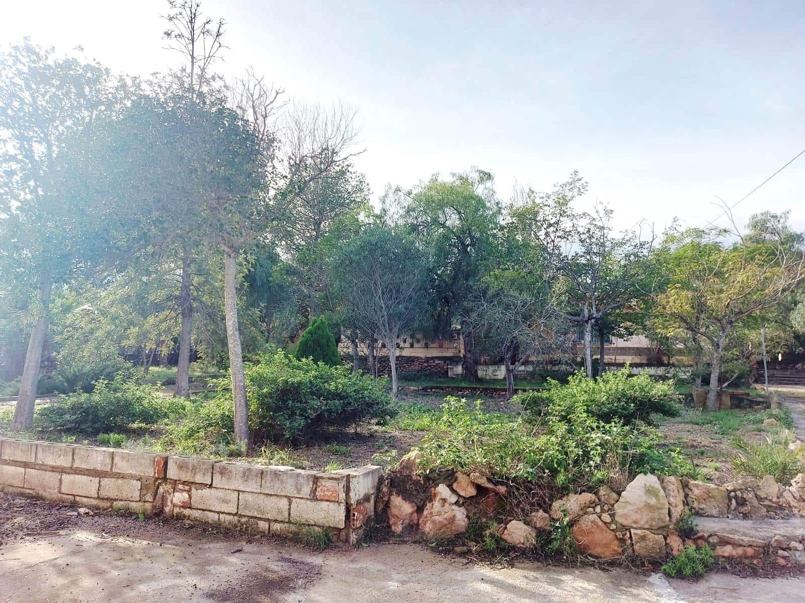 4 soveværelse Villa til salg i Lliria med swimmingpool garage - € 250.000 (Ref: 8662370)