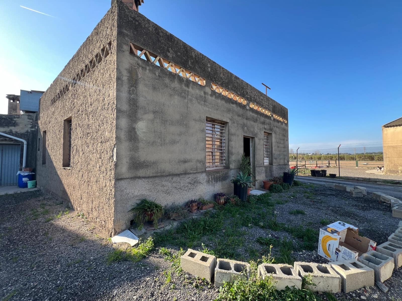 3 soveværelse Villa til salg i Paterna - € 42.000 (Ref: 8758117)