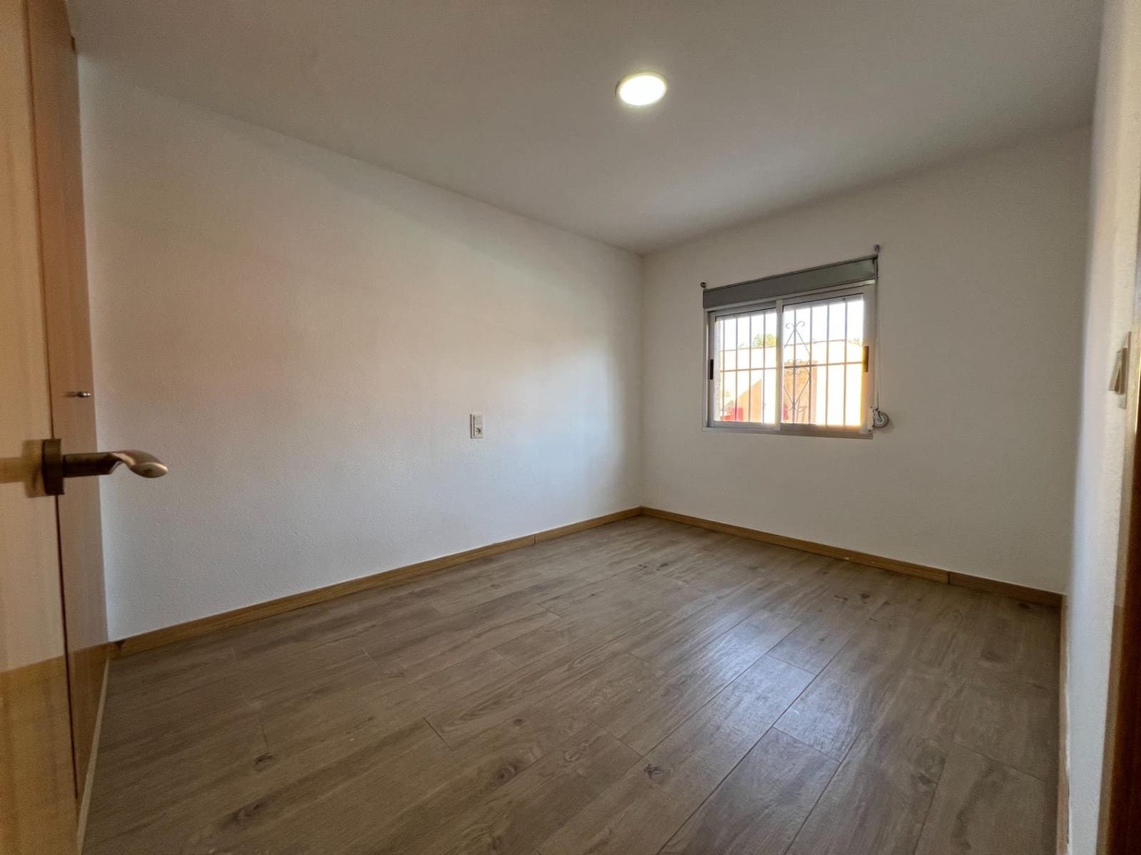 3 soveværelse Villa til leje i Lliria med swimmingpool - € 1.200 (Ref: 8809882)