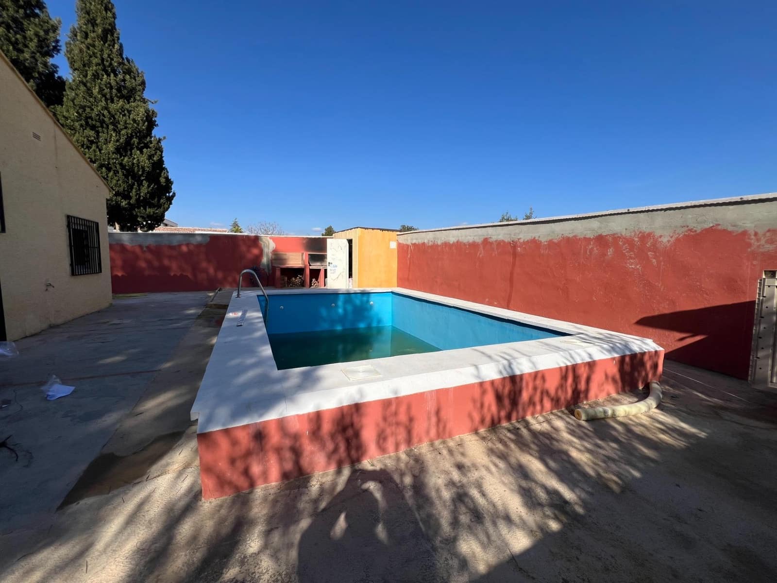3 soveværelse Villa til leje i Lliria med swimmingpool - € 1.200 (Ref: 8809882)