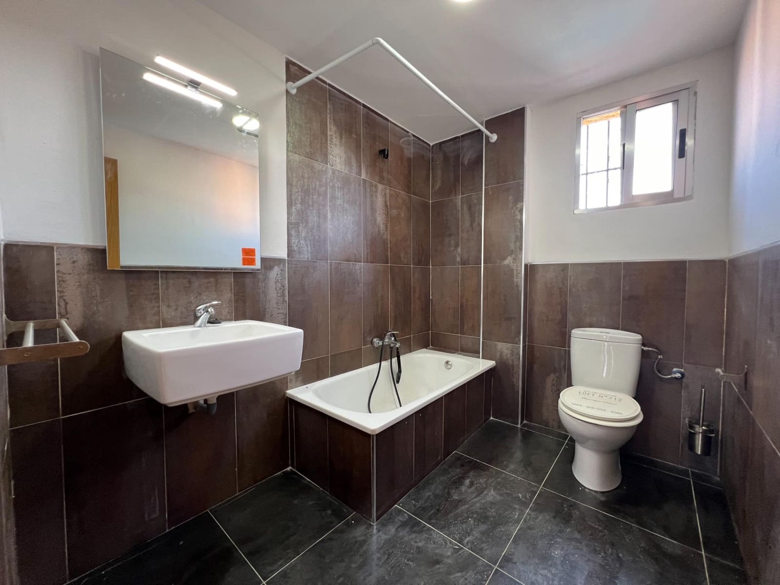 3 soveværelse Villa til leje i Lliria med swimmingpool - € 1.200 (Ref: 8809882)