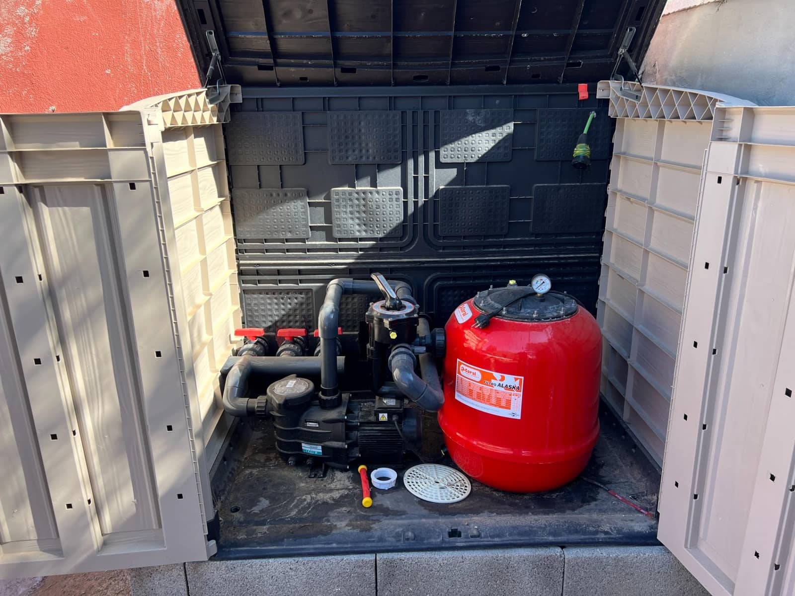 3 soveværelse Villa til leje i Lliria med swimmingpool - € 1.200 (Ref: 8809882)