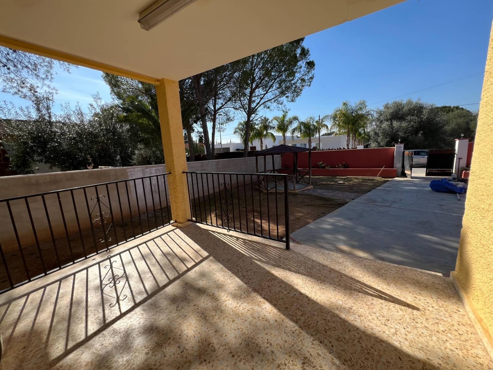 3 soveværelse Villa til leje i Lliria med swimmingpool - € 1.200 (Ref: 8809882)