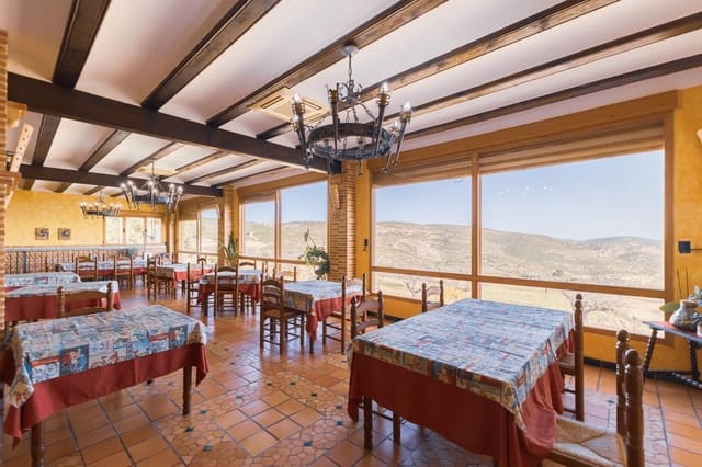 6 sovrum Företag till salu i Alcublas - 749 900 € (Ref: 8825004)