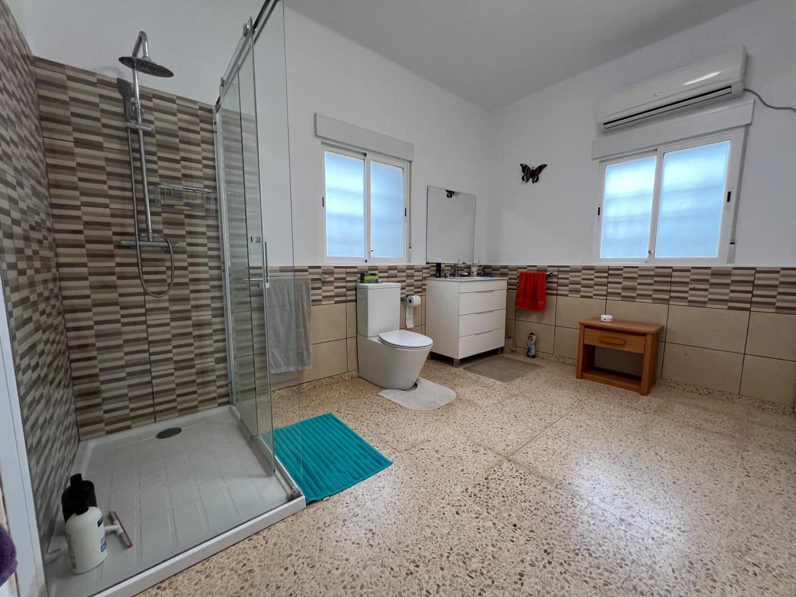3 slaapkamer Villa te koop in Lliria met zwembad garage - € 199.000 (Ref: 8979093)
