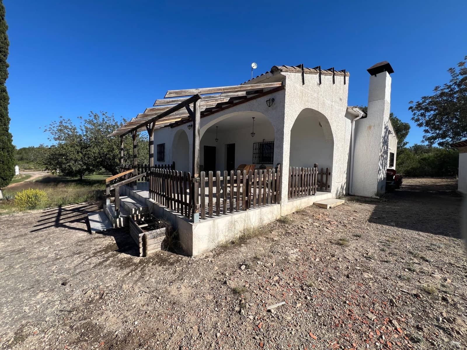 3 slaapkamer Villa te koop in Lliria met zwembad garage - € 199.000 (Ref: 8979093)