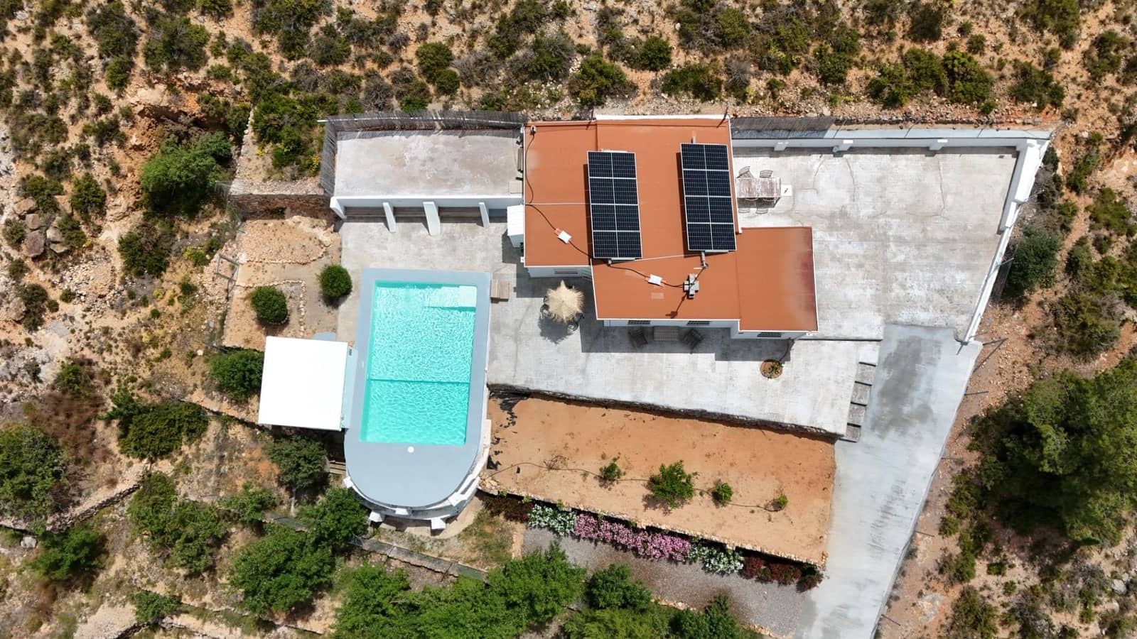 3 soveværelse Villa til salg i Lliria med swimmingpool - € 210.000 (Ref: 9012550)