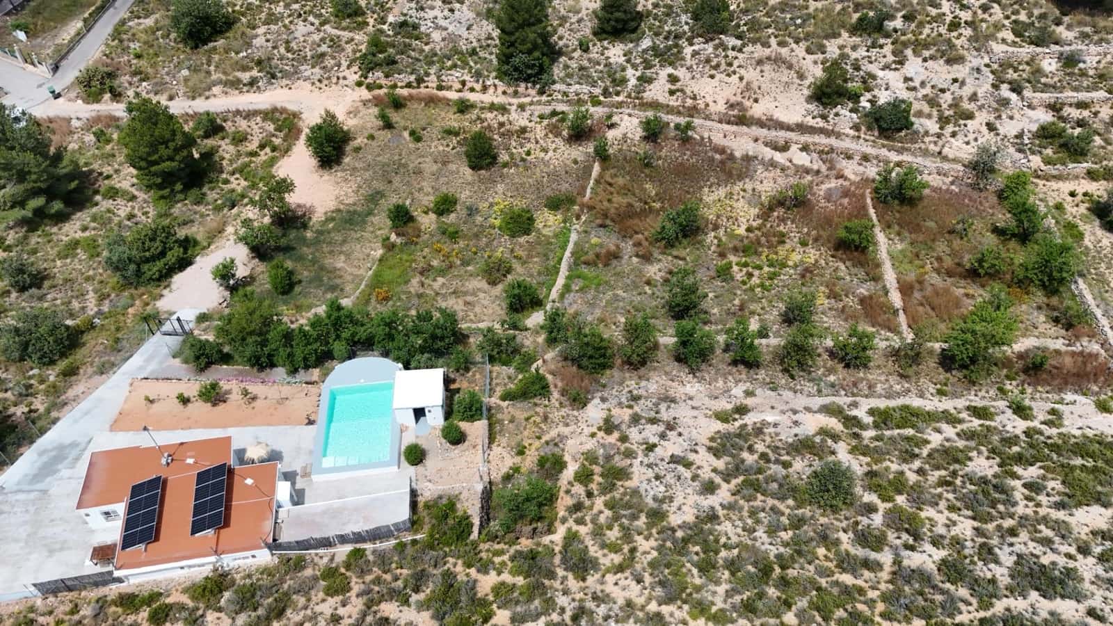 3 soveværelse Villa til salg i Lliria med swimmingpool - € 210.000 (Ref: 9012550)