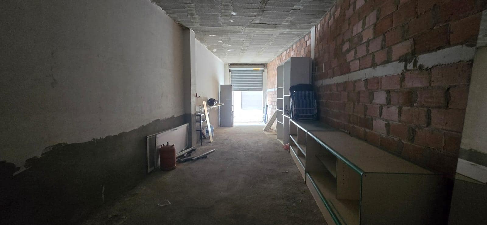 Kaupallinen myytävänä paikassa Lliria - 85 000 € (Ref: 9050987)