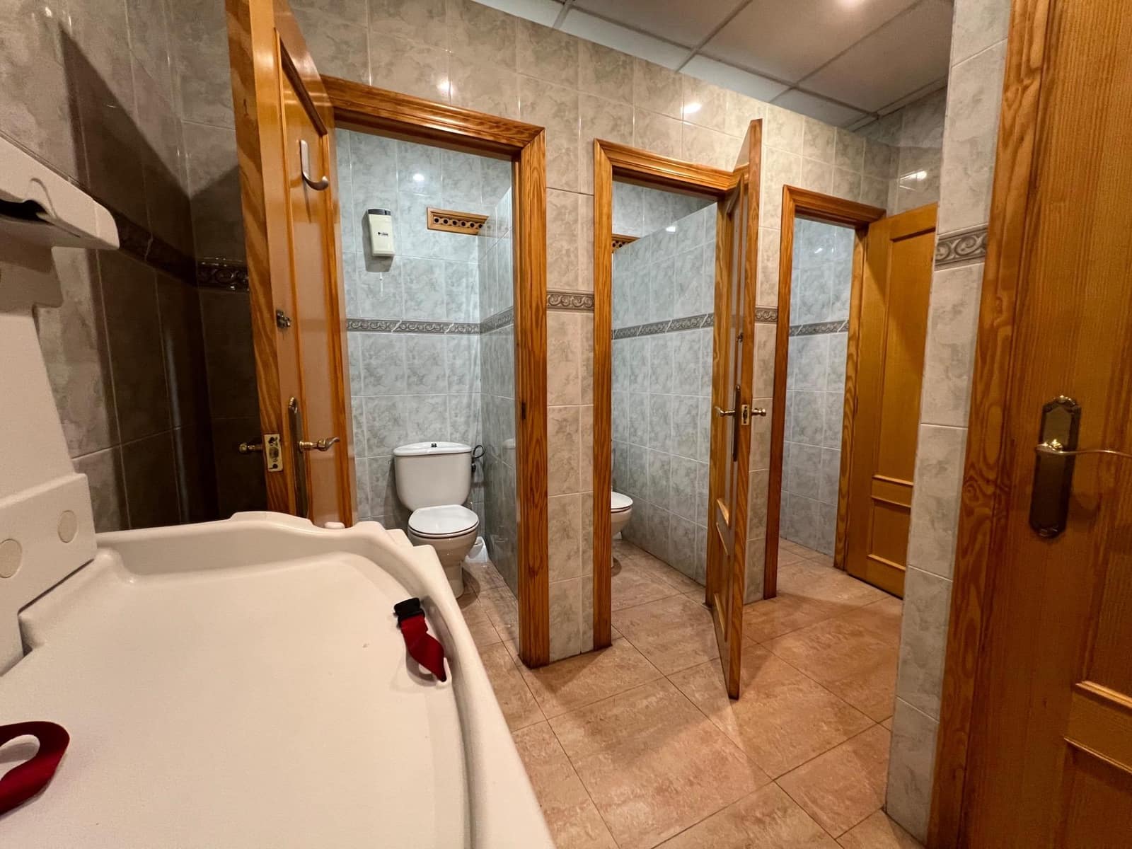 5 soveværelse Erhverv til salg i La Canada - € 949.000 (Ref: 9057517)