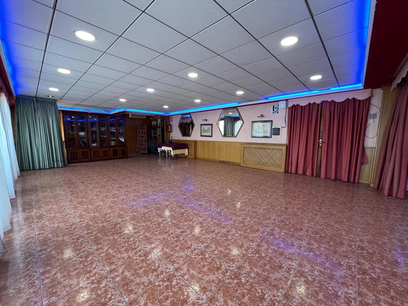 5 soveværelse Erhverv til salg i La Canada - € 949.000 (Ref: 9057517)