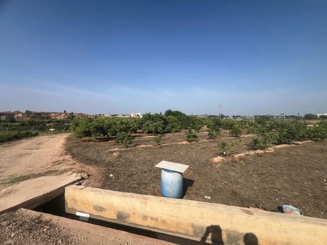 Teren niezagospodarowany na sprzedaż w Paterna - 18 000 € (Ref: 9075047)