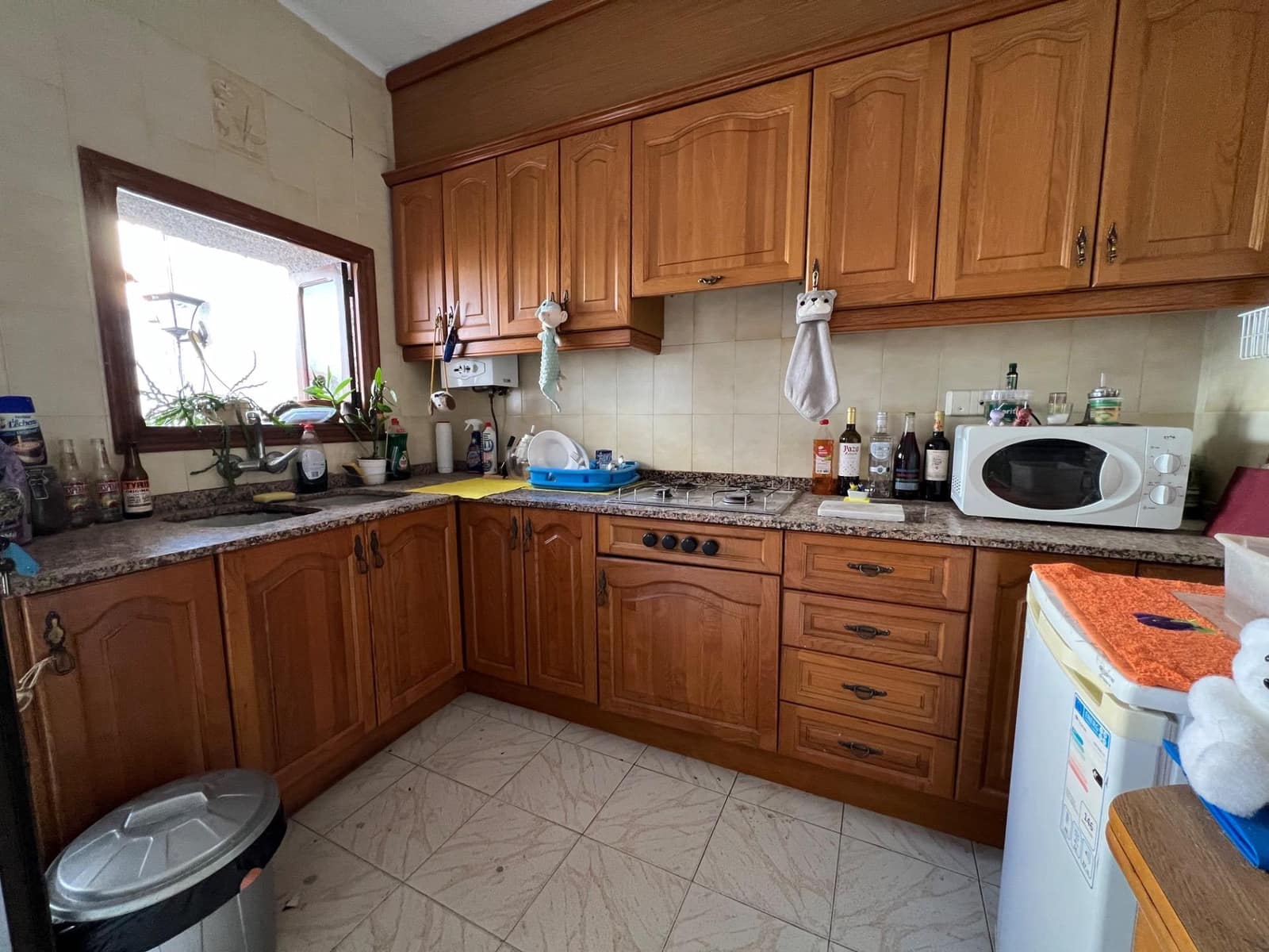 6 soveværelse Byhus til salg i Lliria med garage - € 259.000 (Ref: 9108633)