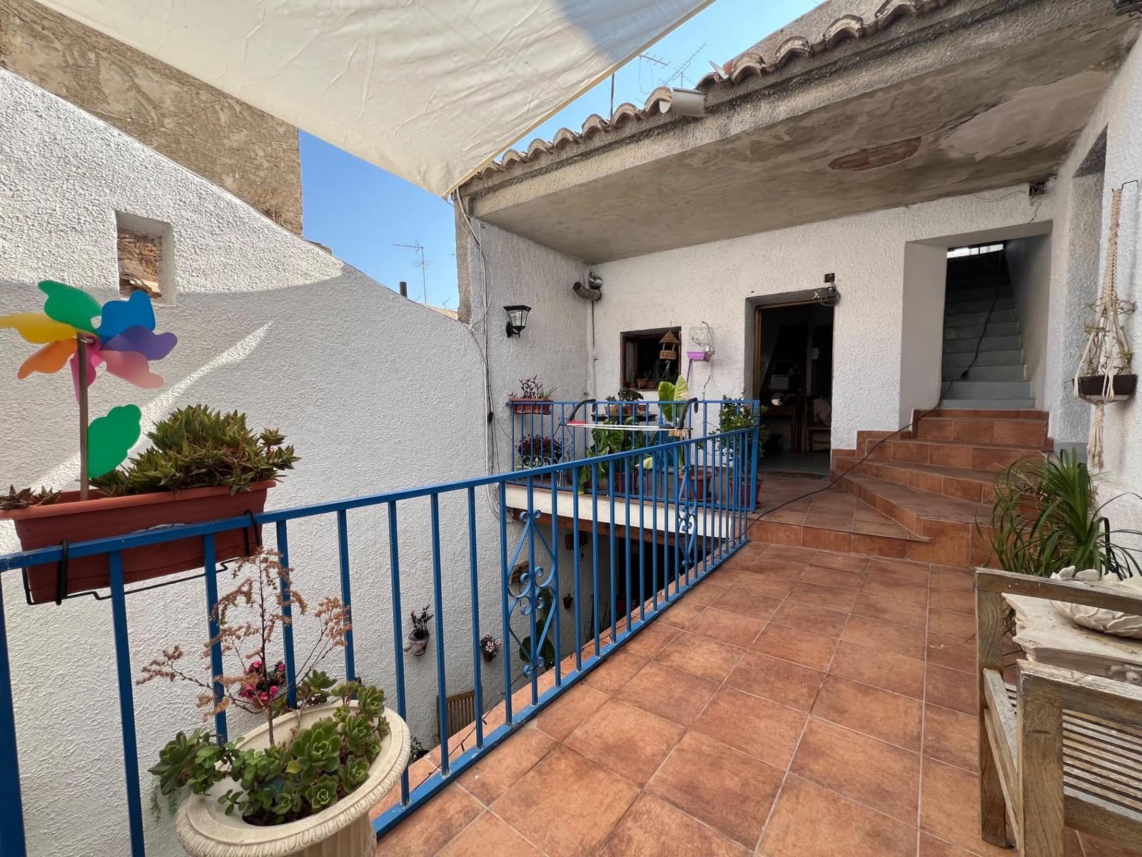 6 soveværelse Byhus til salg i Lliria med garage - € 259.000 (Ref: 9108633)