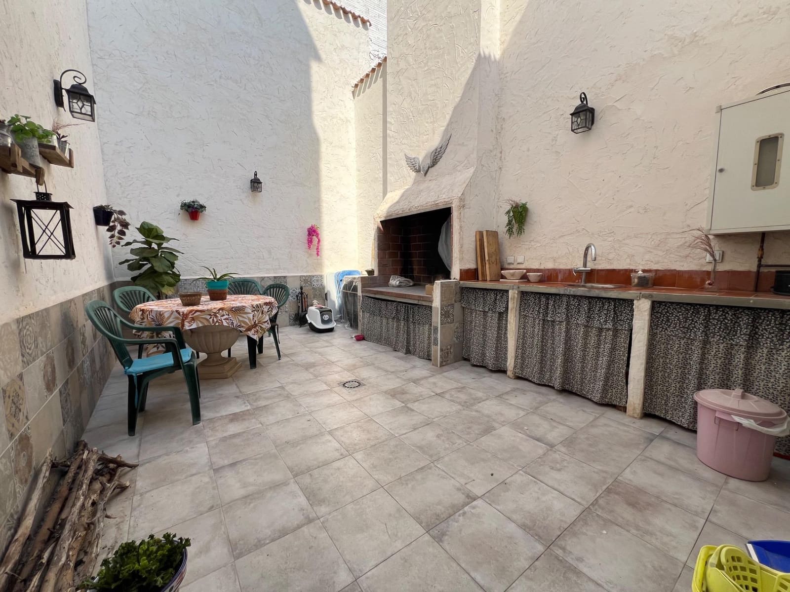 6 soveværelse Byhus til salg i Lliria med garage - € 259.000 (Ref: 9108633)