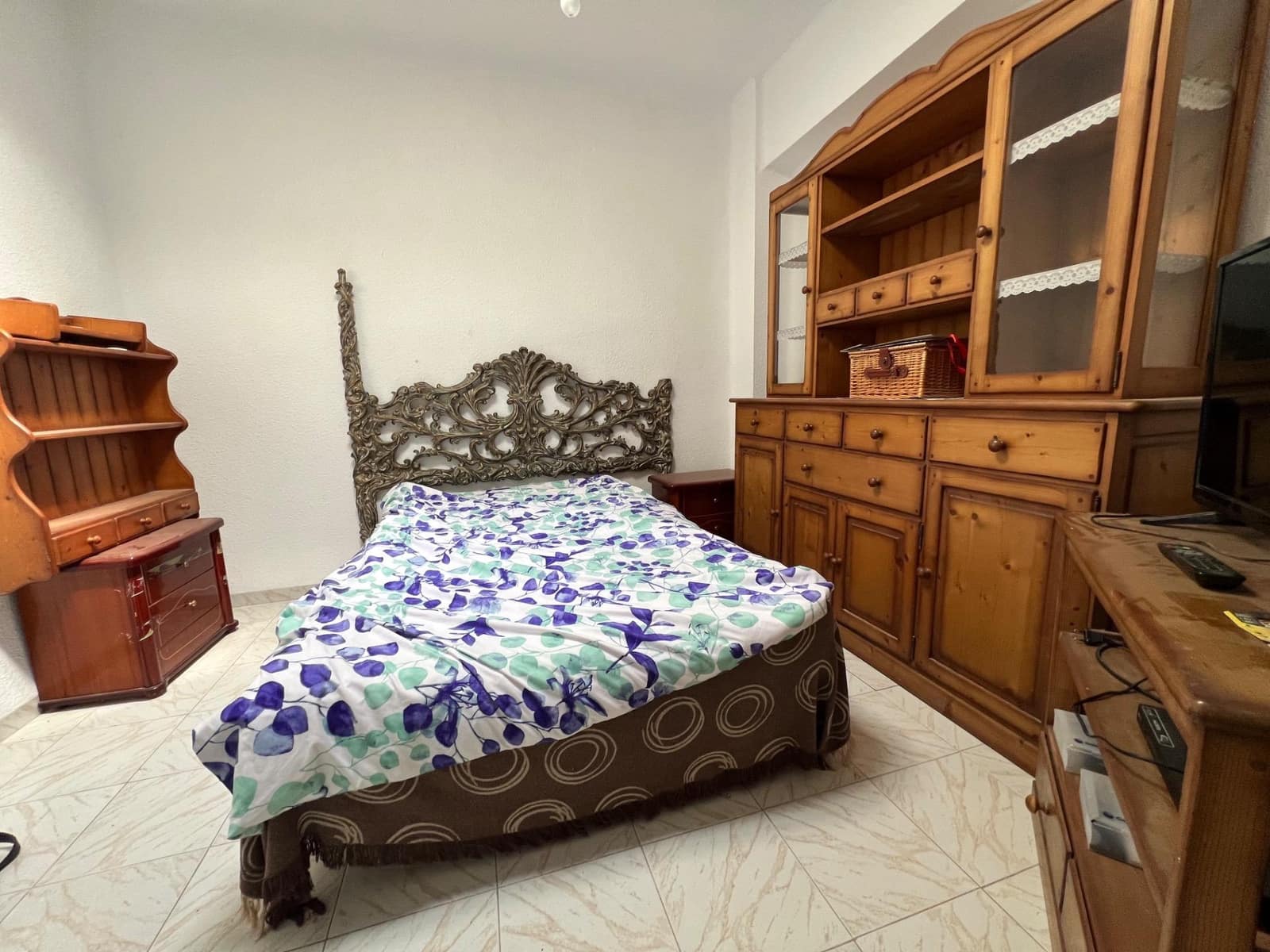 6 soveværelse Byhus til salg i Lliria med garage - € 259.000 (Ref: 9108633)