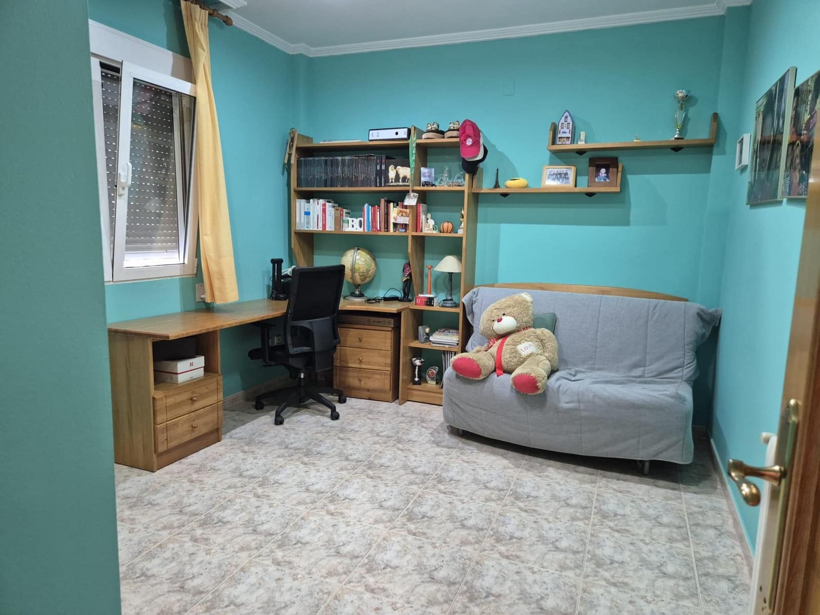 4 sypialnia Willa na sprzedaż w La Pobla de Vallbona z garażem - 675 000 € (Ref: 9145445)