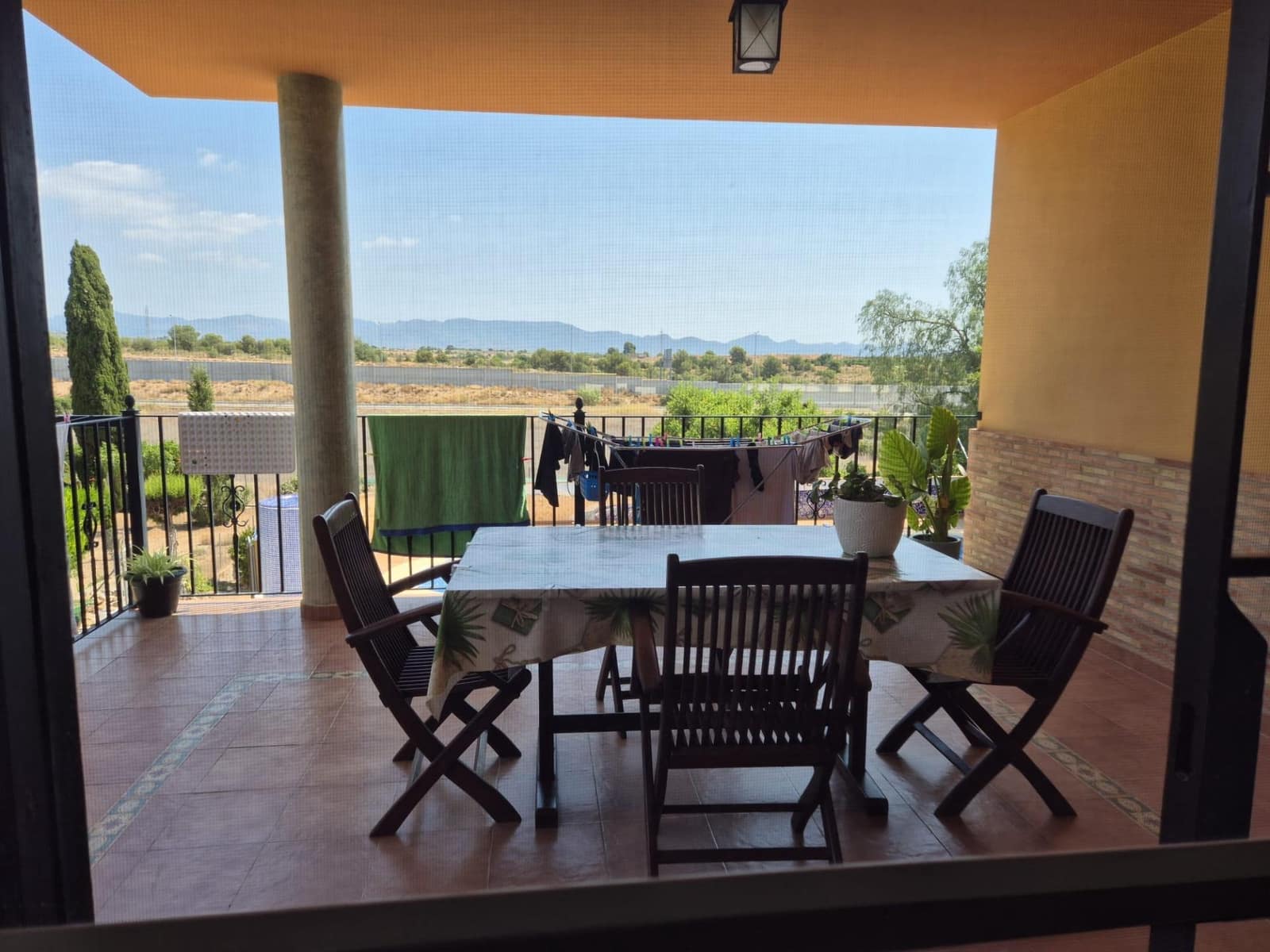 4 sypialnia Willa na sprzedaż w La Pobla de Vallbona z garażem - 675 000 € (Ref: 9145445)