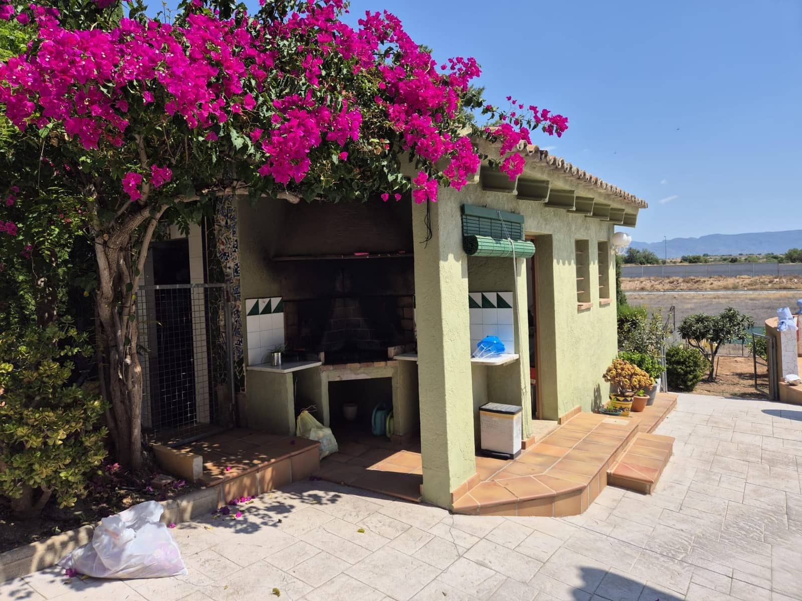 4 sypialnia Willa na sprzedaż w La Pobla de Vallbona z garażem - 675 000 € (Ref: 9145445)