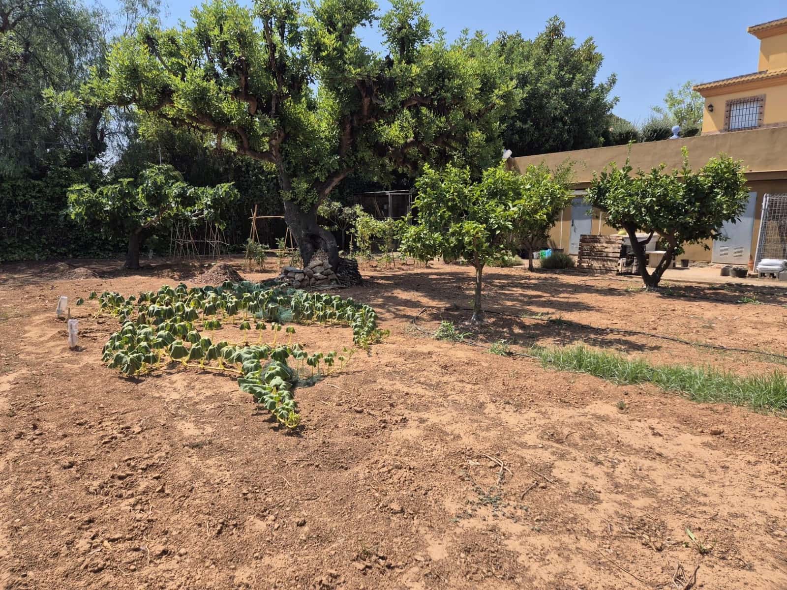 4 sypialnia Willa na sprzedaż w La Pobla de Vallbona z garażem - 675 000 € (Ref: 9145445)