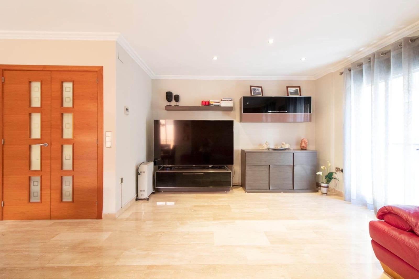 4 soveværelse Byhus til salg i Lliria med garage - € 345.000 (Ref: 9202399)