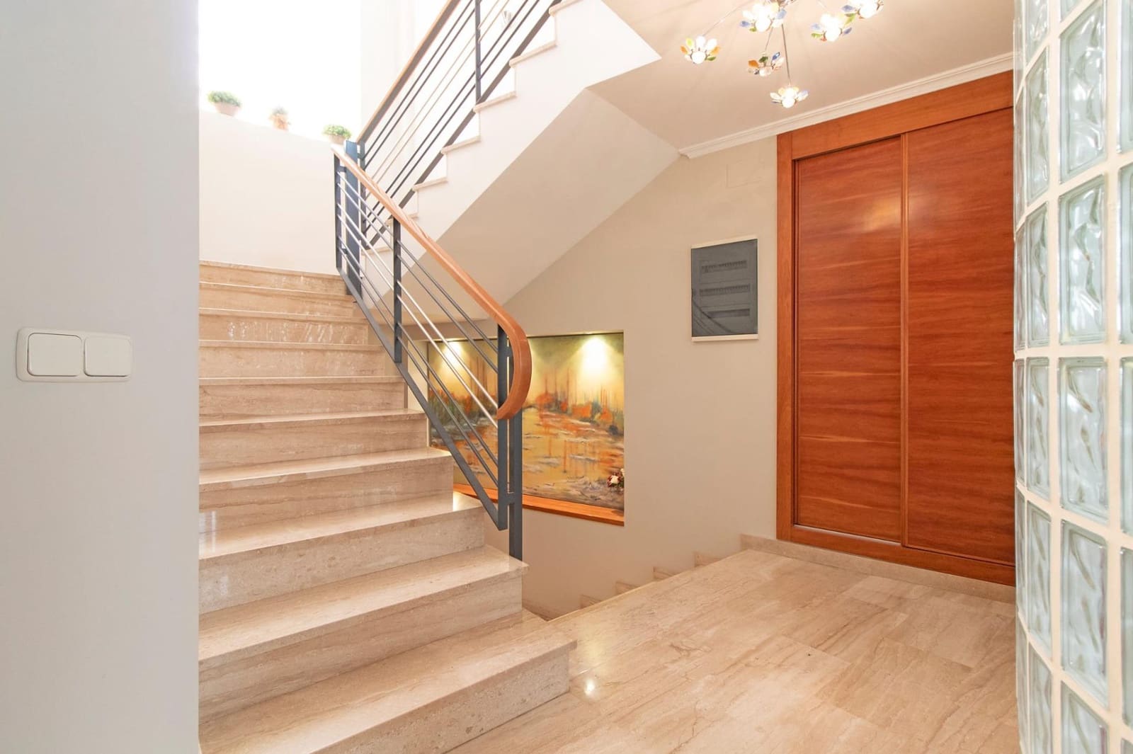 4 soveværelse Byhus til salg i Lliria med garage - € 345.000 (Ref: 9202399)