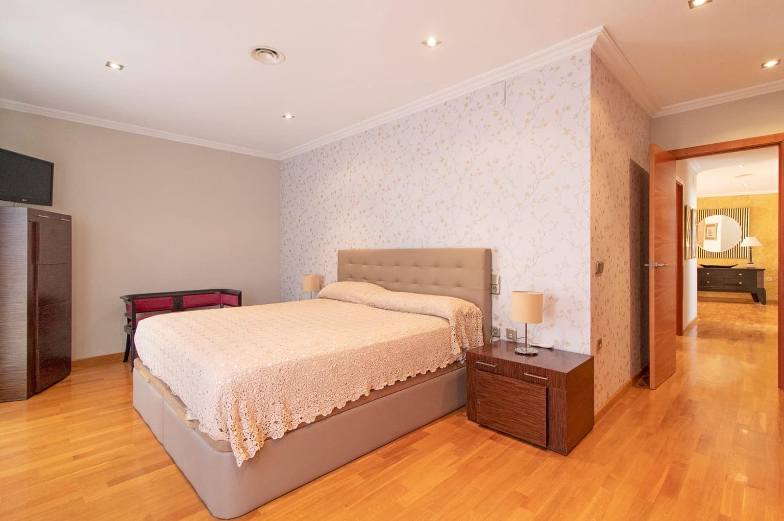 4 soveværelse Byhus til salg i Lliria med garage - € 345.000 (Ref: 9202399)