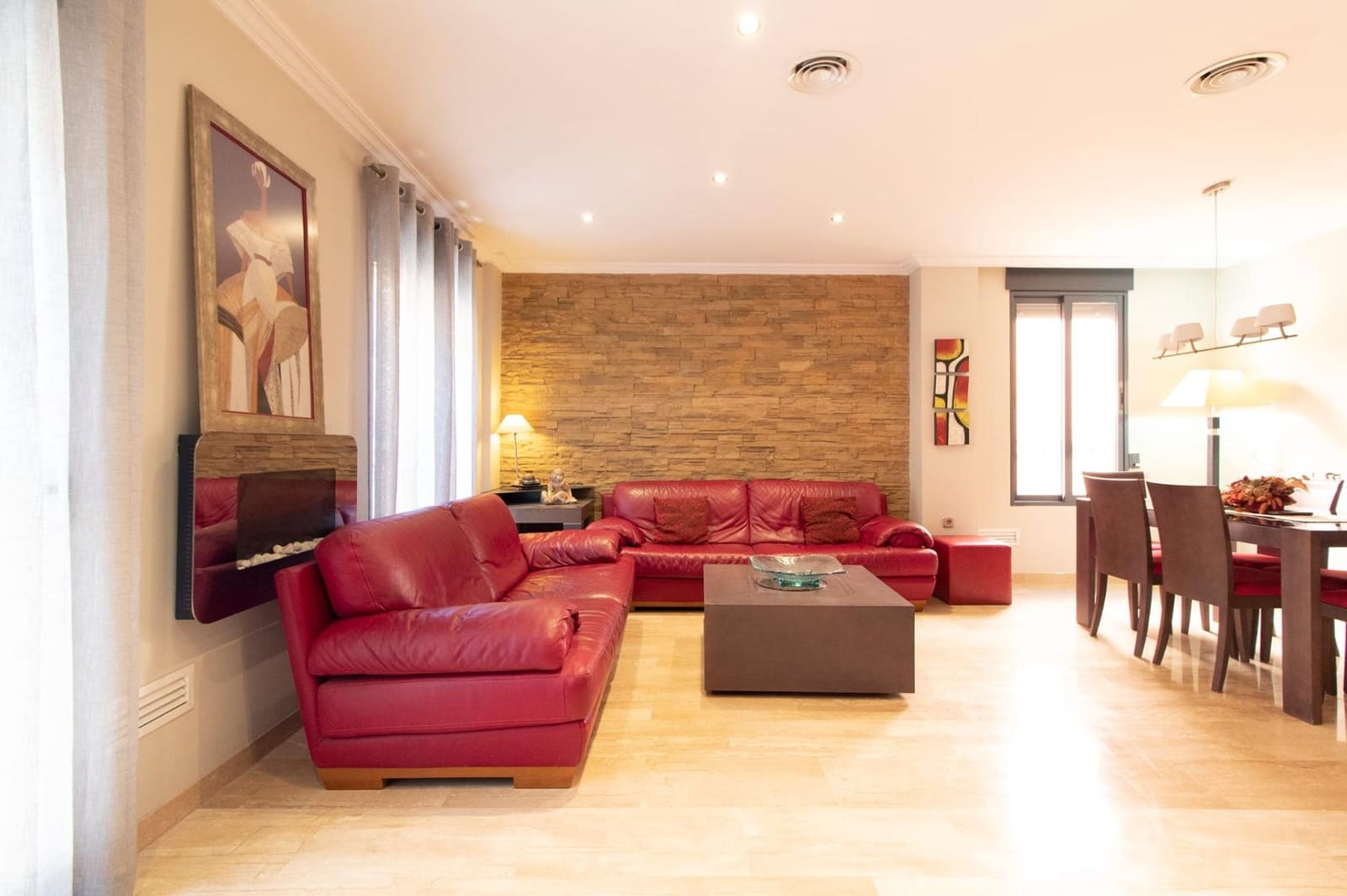 4 soveværelse Byhus til salg i Lliria med garage - € 345.000 (Ref: 9202399)