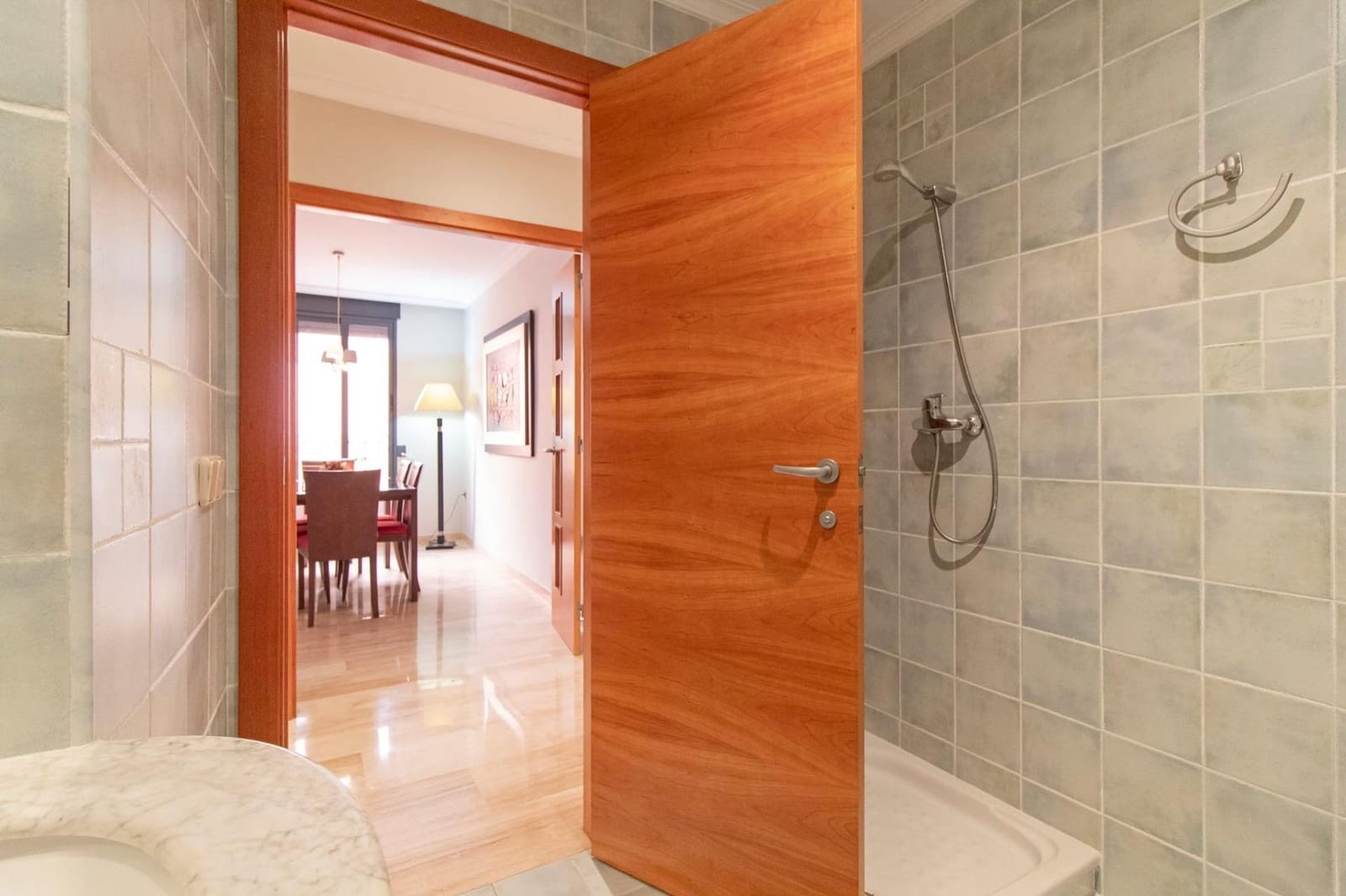 4 soveværelse Byhus til salg i Lliria med garage - € 345.000 (Ref: 9202399)