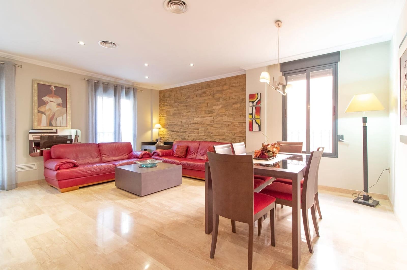 4 soveværelse Byhus til salg i Lliria med garage - € 345.000 (Ref: 9202399)