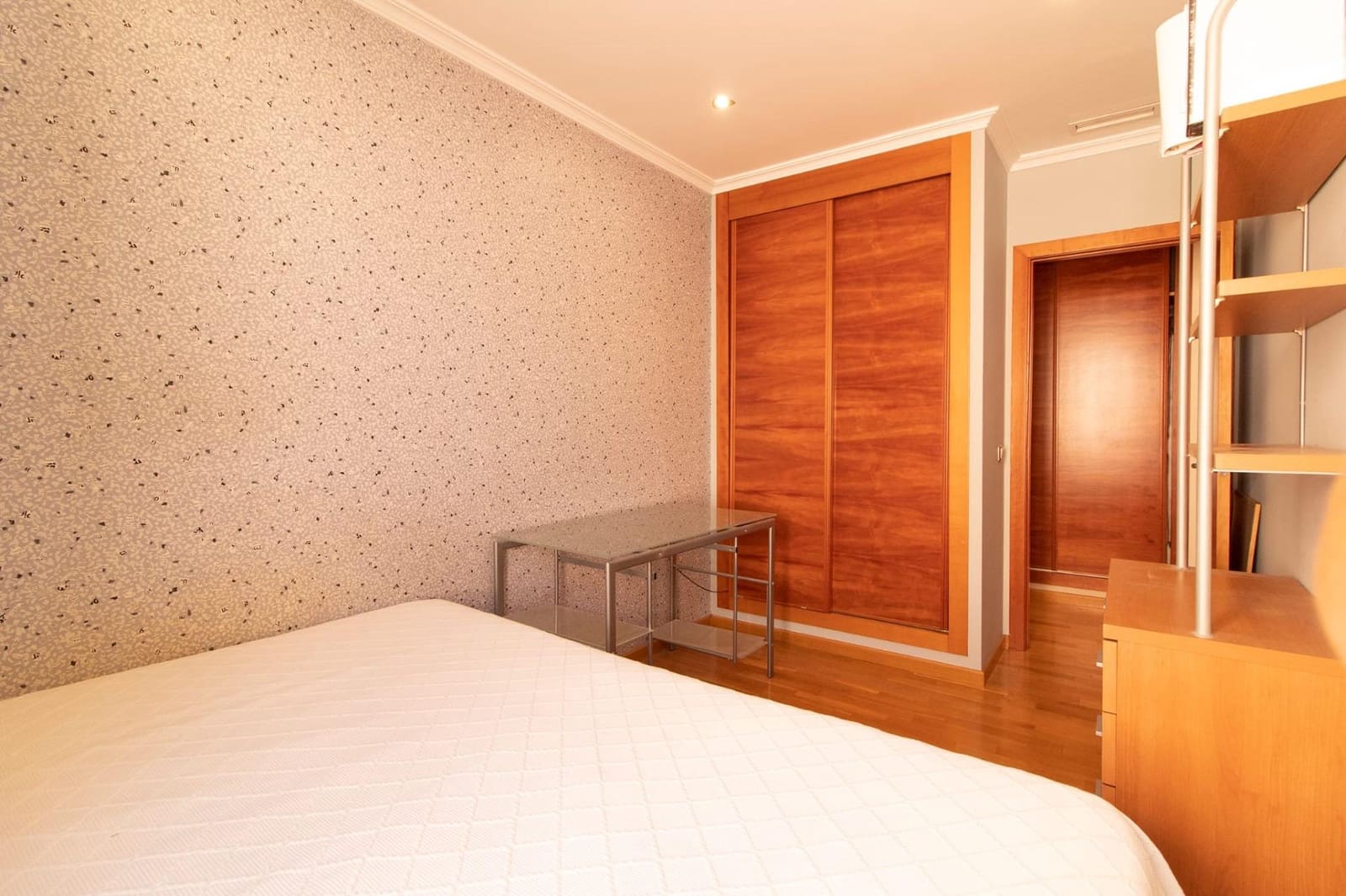 4 soveværelse Byhus til salg i Lliria med garage - € 345.000 (Ref: 9202399)