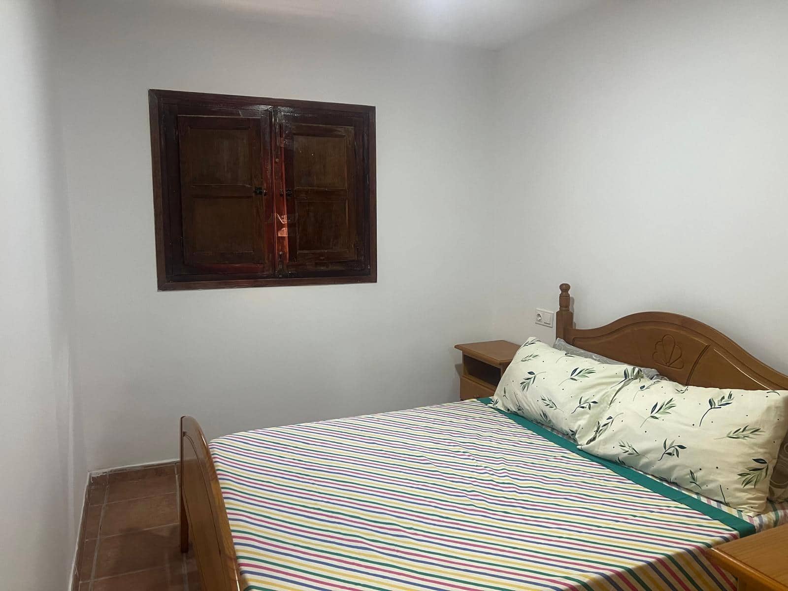 5 slaapkamer Villa te koop in Lliria met zwembad garage - € 260.000 (Ref: 9285200)