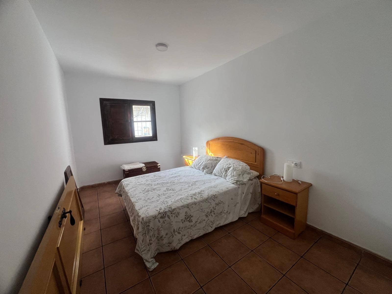 5 slaapkamer Villa te koop in Lliria met zwembad garage - € 260.000 (Ref: 9285200)