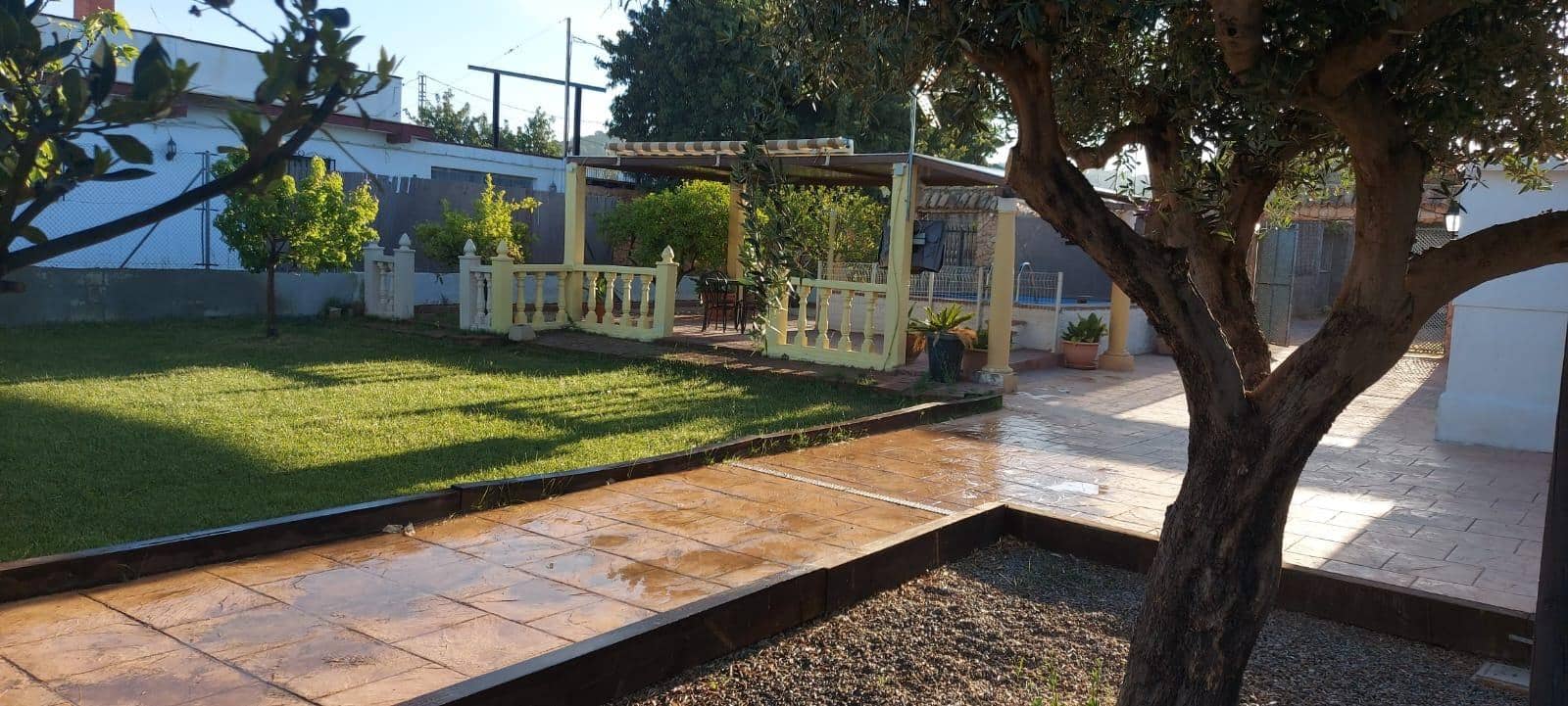 5 slaapkamer Villa te koop in Lliria met zwembad garage - € 260.000 (Ref: 9285200)
