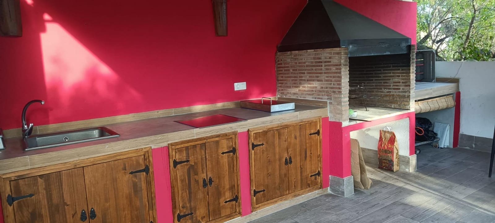5 slaapkamer Villa te koop in Lliria met zwembad garage - € 260.000 (Ref: 9285200)