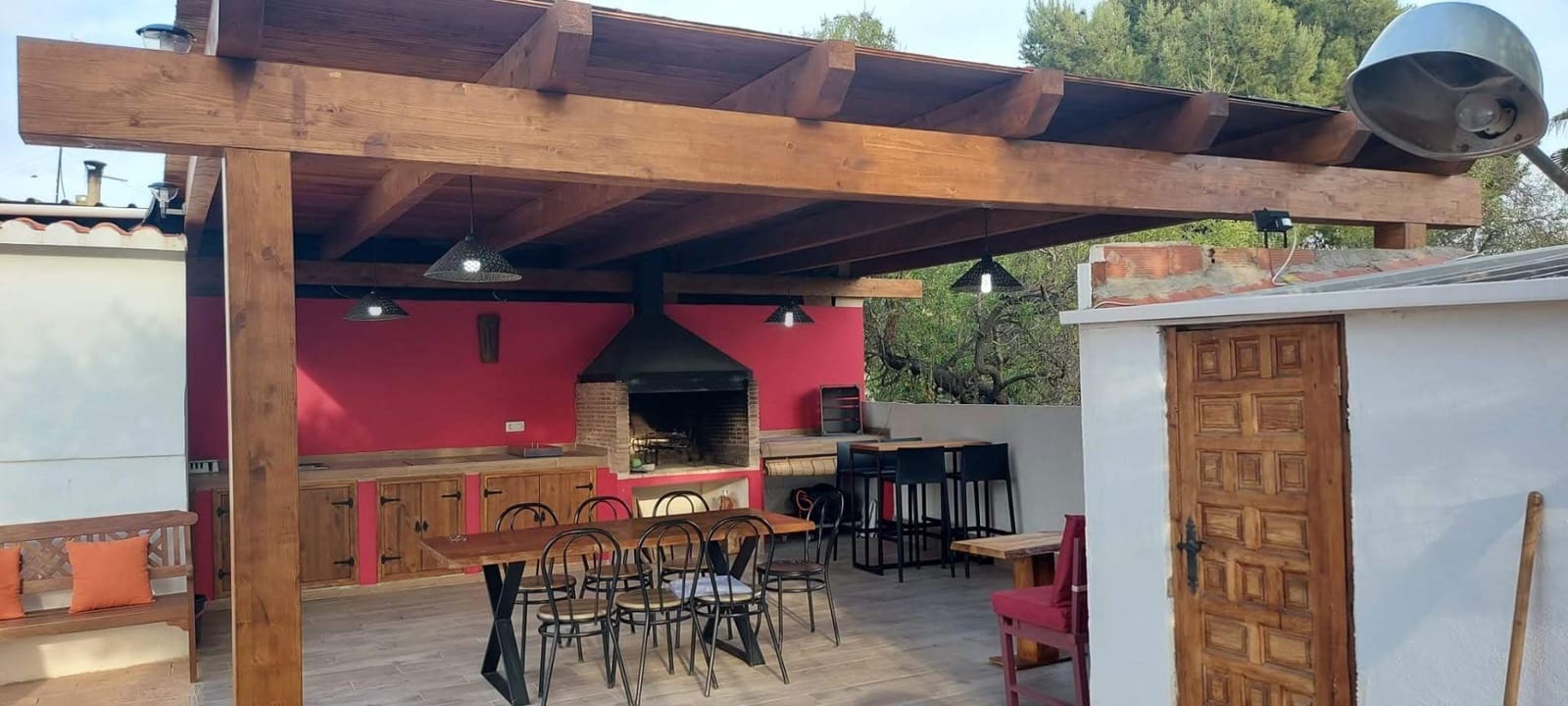 5 slaapkamer Villa te koop in Lliria met zwembad garage - € 260.000 (Ref: 9285200)