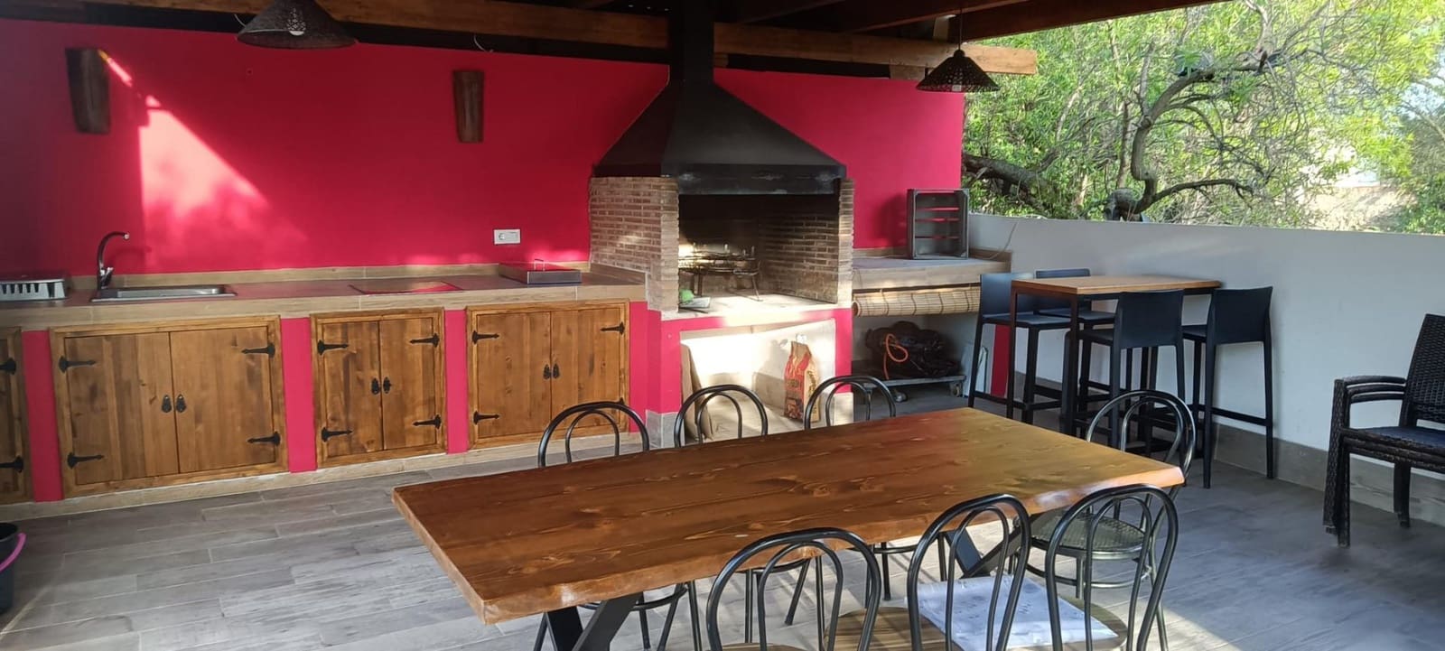 5 slaapkamer Villa te koop in Lliria met zwembad garage - € 260.000 (Ref: 9285200)